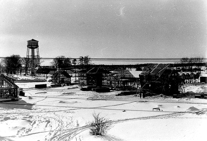 Plusieurs maisons en construction durant l'hiver